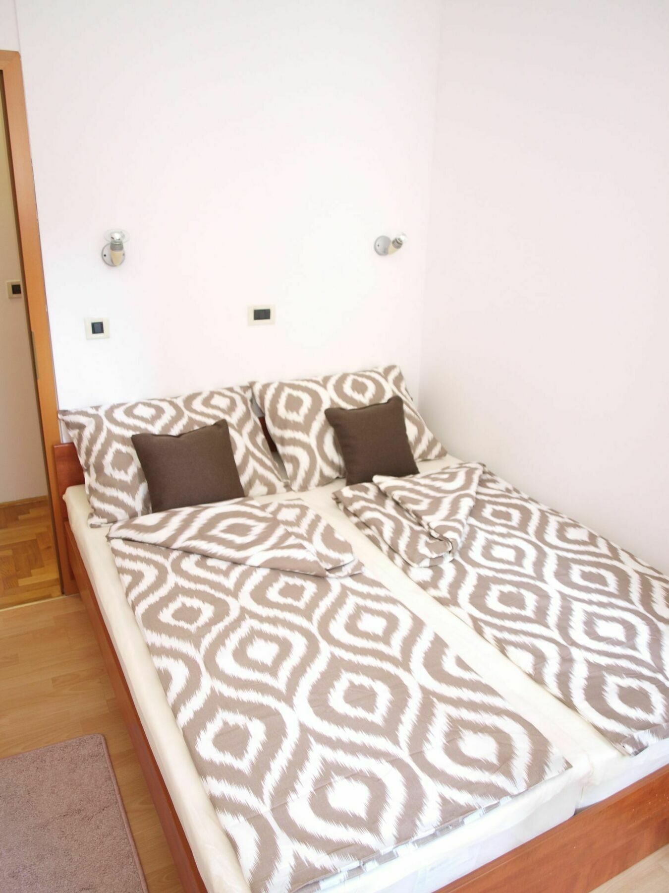 Frin Apartment ซาเกร็บ ภายนอก รูปภาพ
